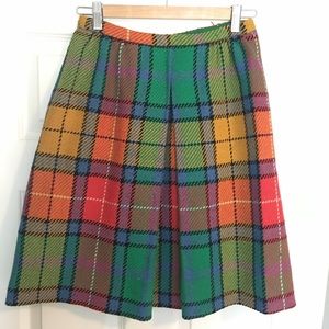 Vintage Skirt Size 8 (fits 25-26” waist)